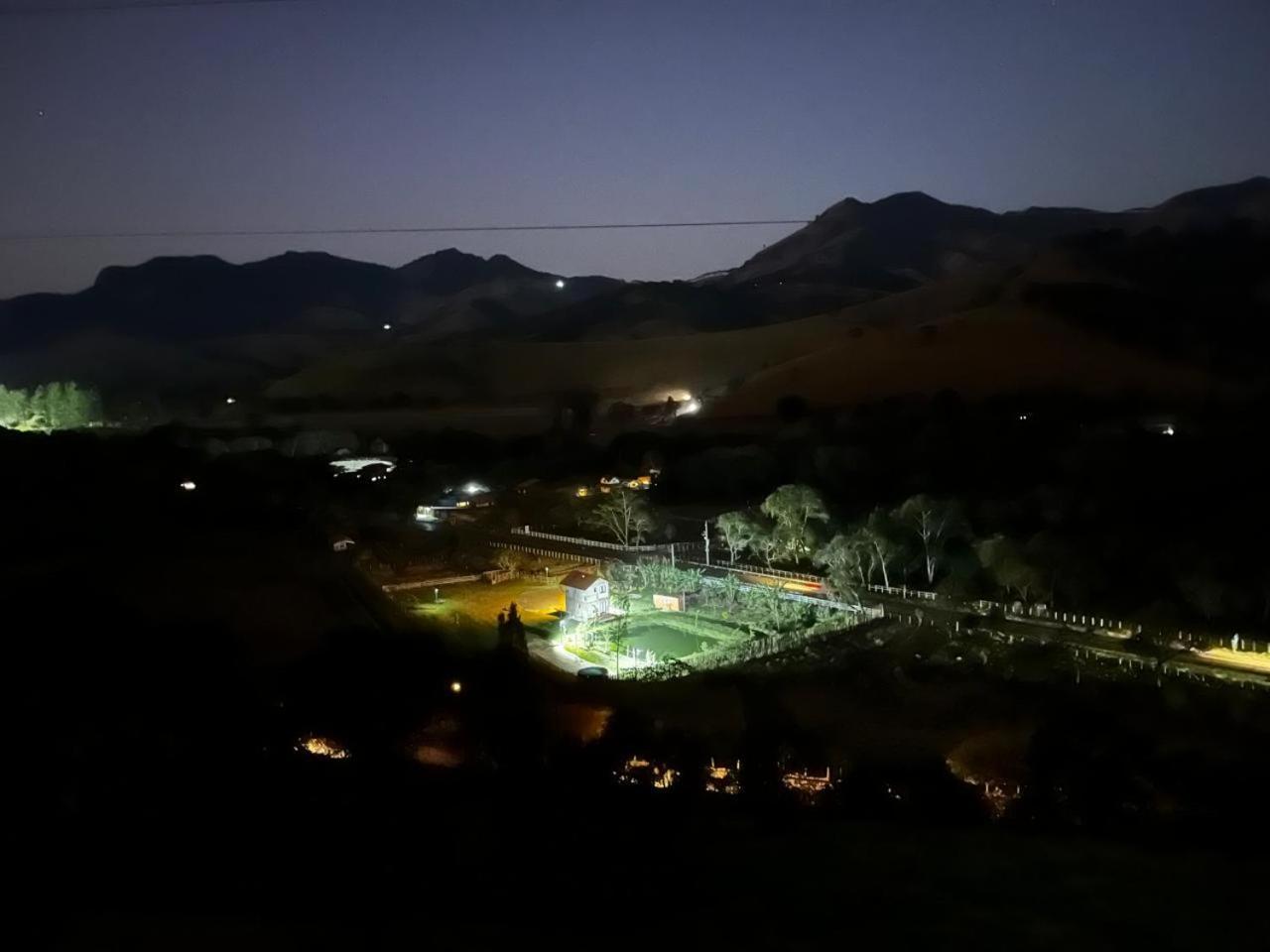 Chalet Rancho Estrelas